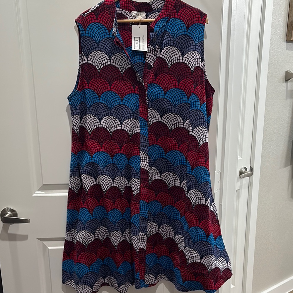 ZURI 2x Globe Dress NWT

Never worn